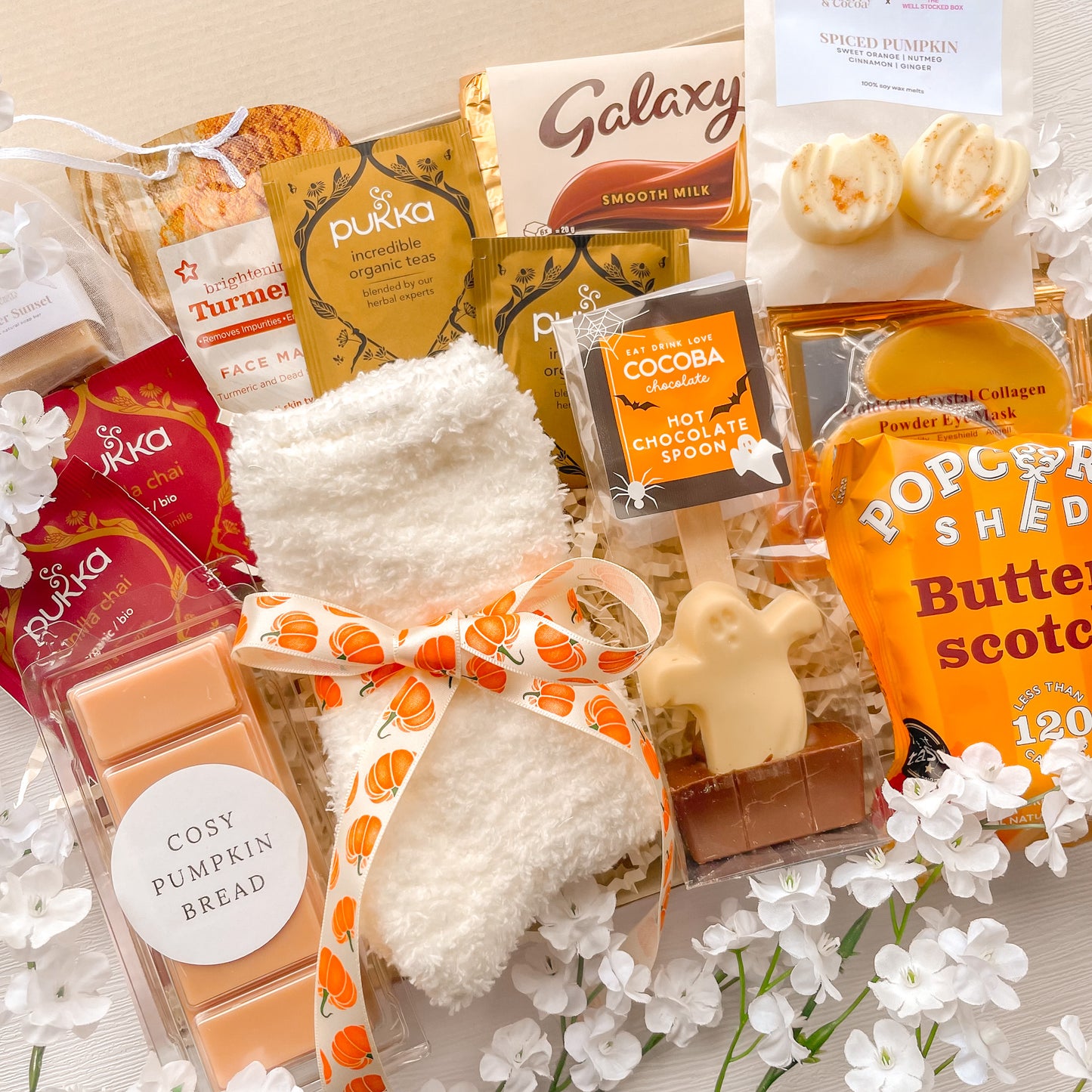 Cosy Pumpkin Bread Halloween Boo Basket