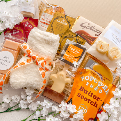 Cosy Pumpkin Bread Halloween Boo Basket